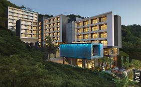 Hotel Ikon Phuket 4*